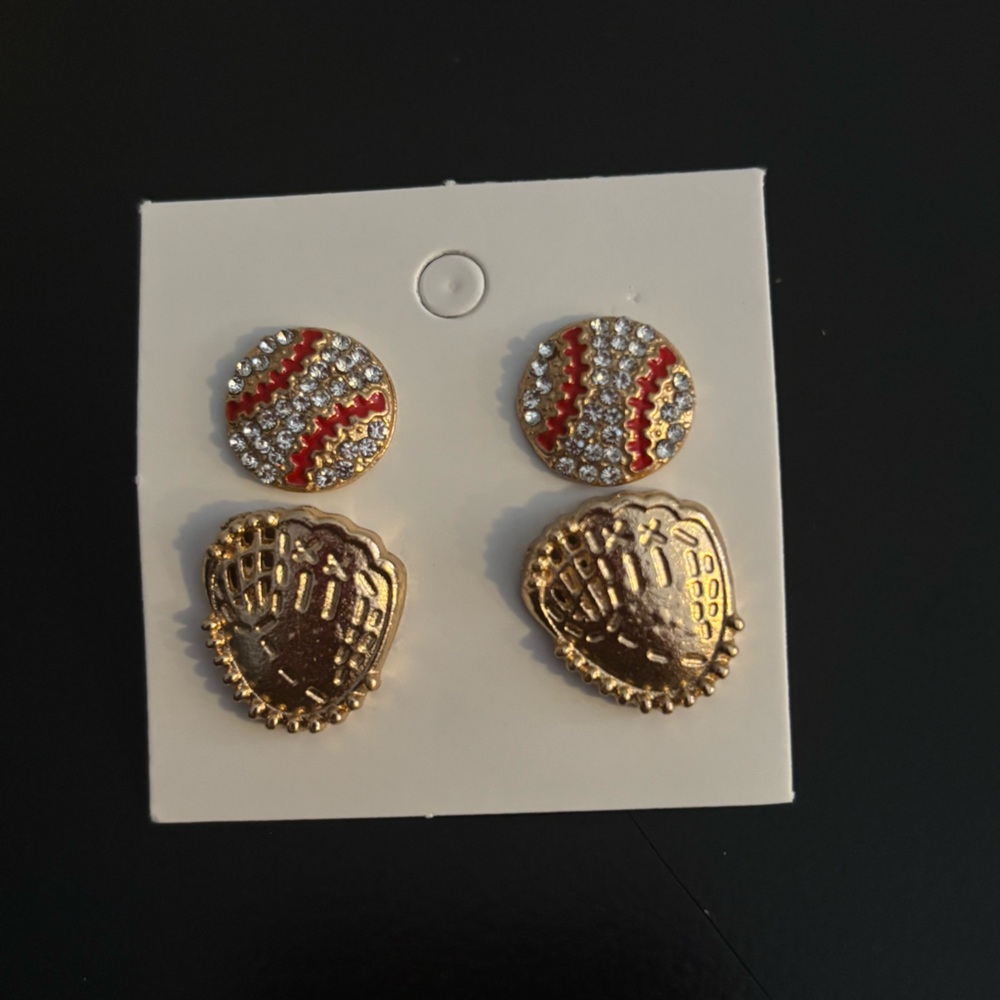 ⚾️ Baseball Earrings ⚾️ - Picture 3 of 5